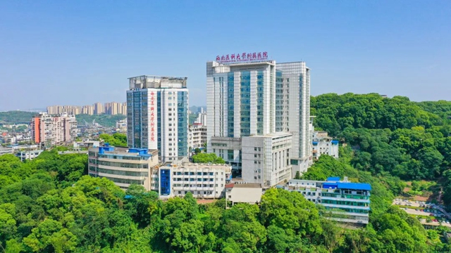 【相约2023】西南医大附院年度招聘来啦,快来锁定你的心动offer!(图3) 院3.jpg