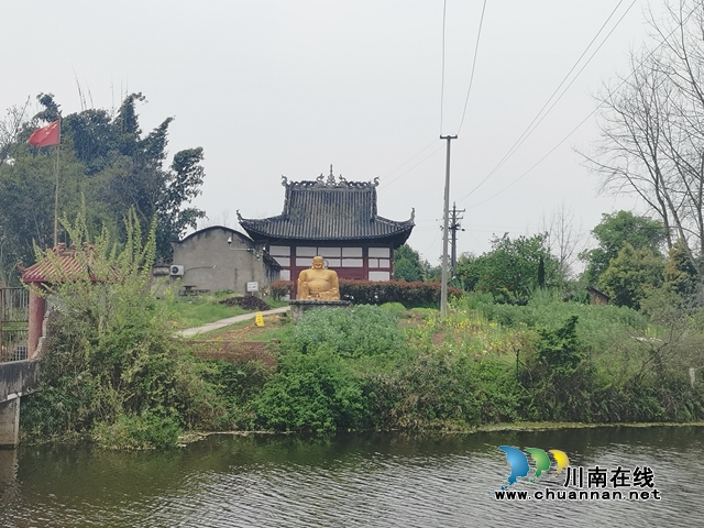 龙蟠寺（曾佐然摄）.jpg