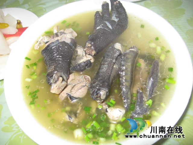图2：让人味蕾顿开的“小二鸡汤”.jpg