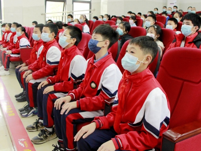 宪法宣传周 | 江阳法院:法治护成长,“宪”在校园行(图7) 7.jpg