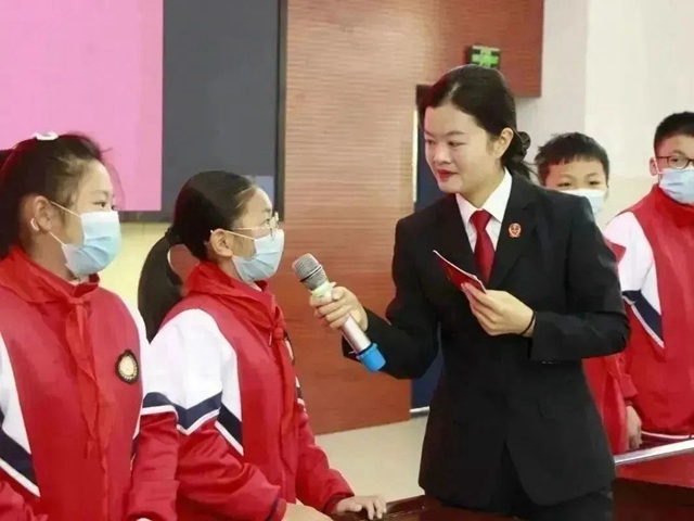 宪法宣传周 | 江阳法院:法治护成长,“宪”在校园行(图10) 10.jpg