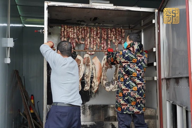 下月就过年,腊肉香肠都做好了吗?泸州城区这些地方可帮你熏(图2) 2.jpg