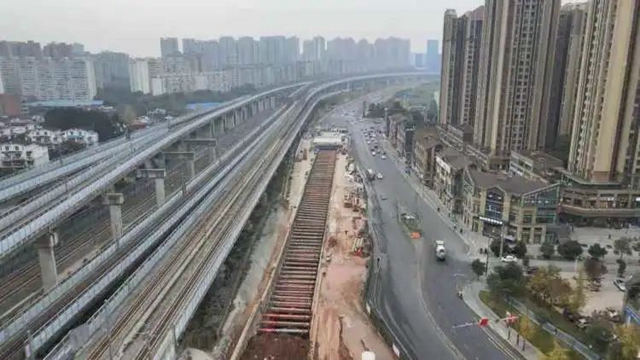 即将开始铺轨！成自宜高铁全线隧道贯通