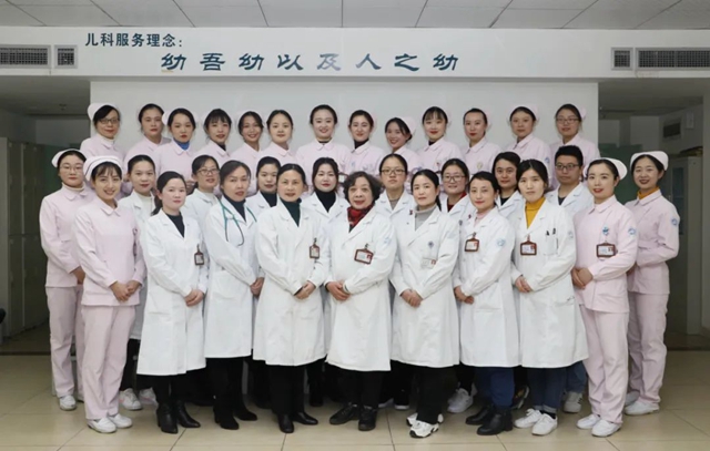 【关注】小孩发烧不敢吃药?西南医大中医院治疗办法来啦!(图5) 5.jpg