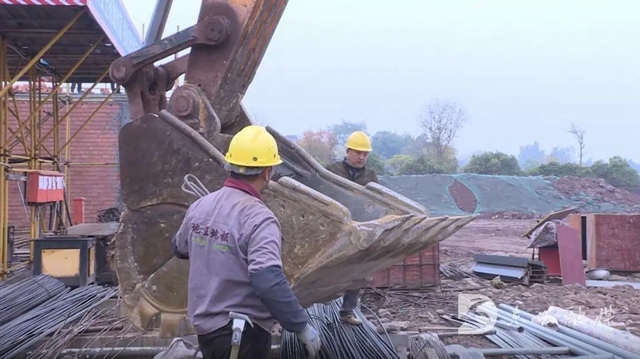 车位450+!内江这个智慧停车场的最新建设进度来了(图2) 车2.jpg