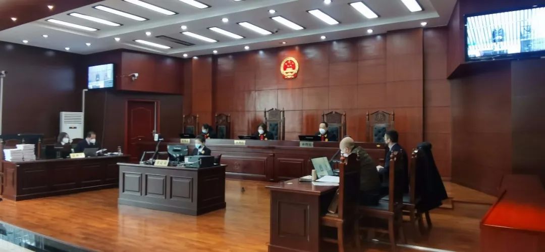 贪污、受贿！屏山经开区党工委原委员、管委会规划建设局原局长谭某某一审获刑十一年