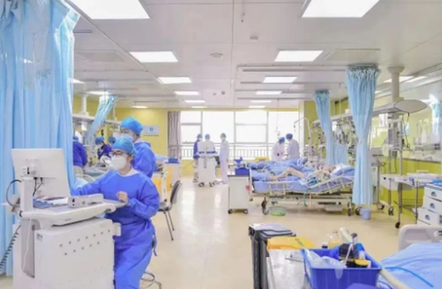 能收尽收,应治尽治,这是西南医大附院的承诺!(图5) 5.jpg