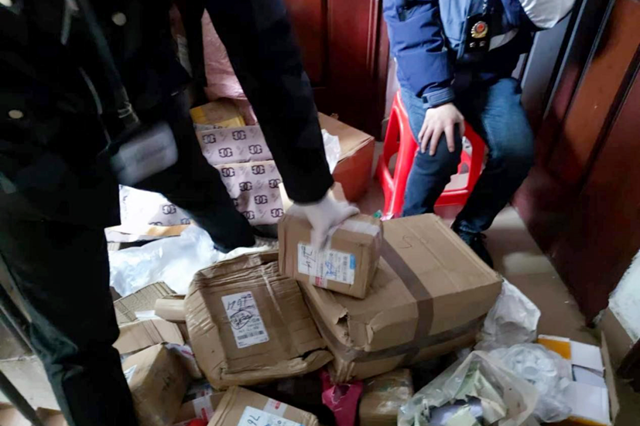 【春雷行动2023】400余瓶!龙马潭区查获一起制售未取得批准证明文件药品案(图2) 2.png