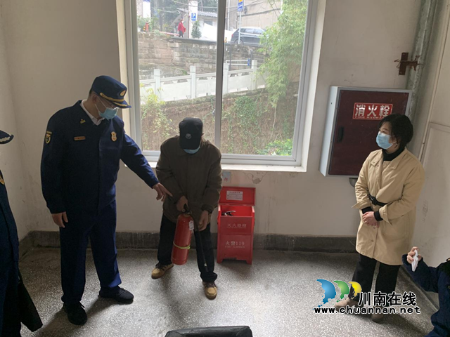 泸州市民政事务服务中心联合市区消防深入开展今冬明春安全排查整治工作(图4) 4.png