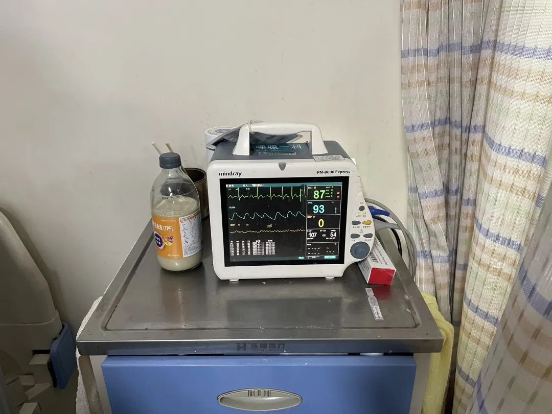 【新冠救治】百岁老人转危为安 部分患者陆续出院(图2) 2.jpg