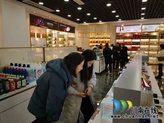 古蔺-青田侨乡进口商品购物中心揭牌(图4) 微信图片_20230113172154.jpg