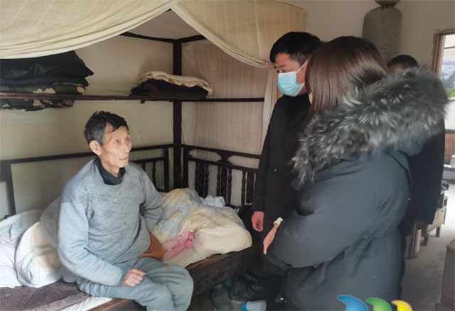 民营经济人士蒋利梅:感恩家乡法王寺镇 暖冬慰问传递爱心(图1) 图片1.jpg