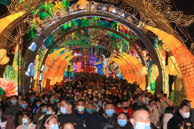 第29届自贡国际恐龙灯会开幕!(图3) 3.jpg