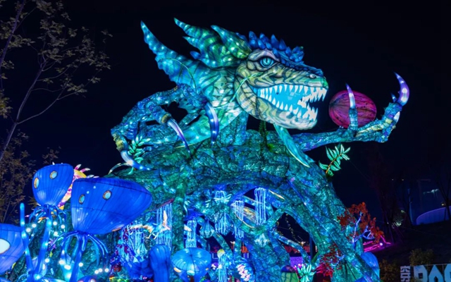第29届自贡国际恐龙灯会开幕!(图24) 24.jpg