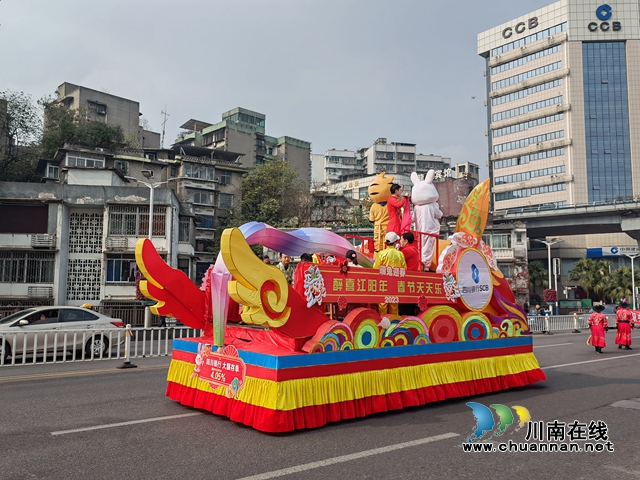 巡游彩车3.jpg