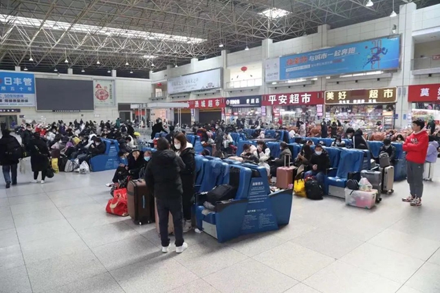 泸州春节期间共发送旅客385万余人次