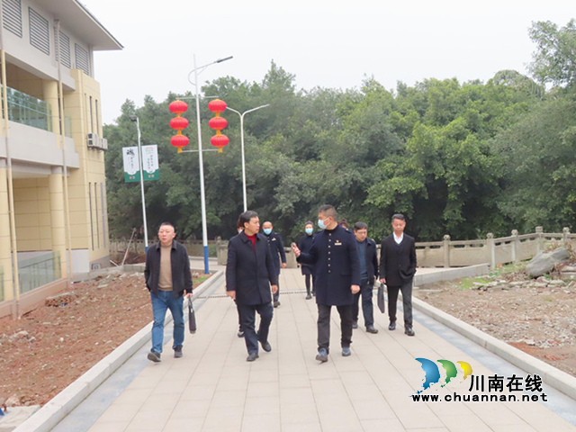 泸州市民政局领导到市殡仪馆开展工作调研