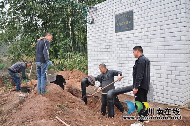 检修提灌站（余翔摄 ）.JPG