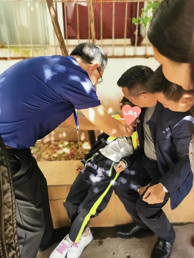 千里送教,爱在彝乡① || 衣带渐宽终不悔,惟愿凉山教育兴(图4) 4.jpg