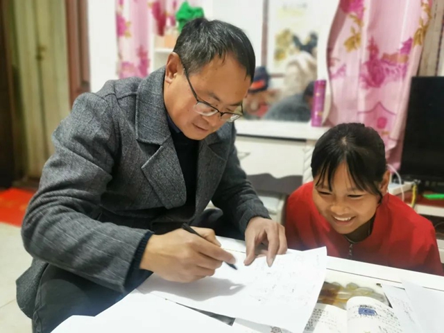 千里送教，爱在彝乡① || 衣带渐宽终不悔，惟愿凉山教育兴