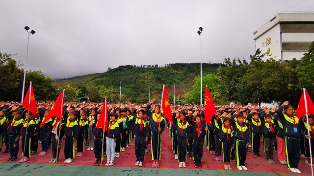 千里送教,爱在彝乡① || 衣带渐宽终不悔,惟愿凉山教育兴(图12) 12.jpg