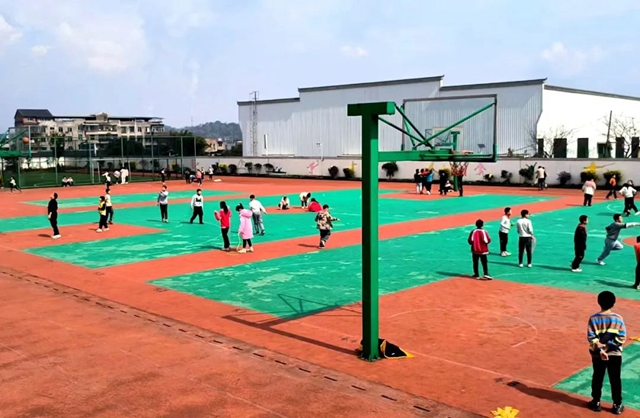 【护航】民心守护，纳溪区构筑“寄宿制”快乐家园