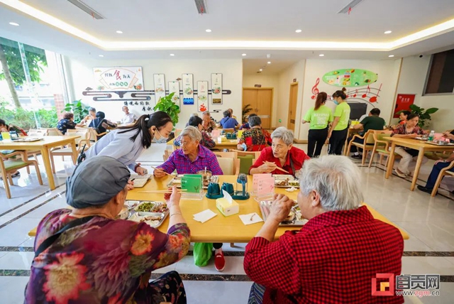 自贡:让老人更有“医”靠(图5) 9.jpg