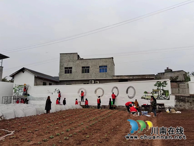 泸县立石镇开展乡村振兴主题墙体画活动(图4) d6bb82f88efd98e83136144d65ddd67.jpg