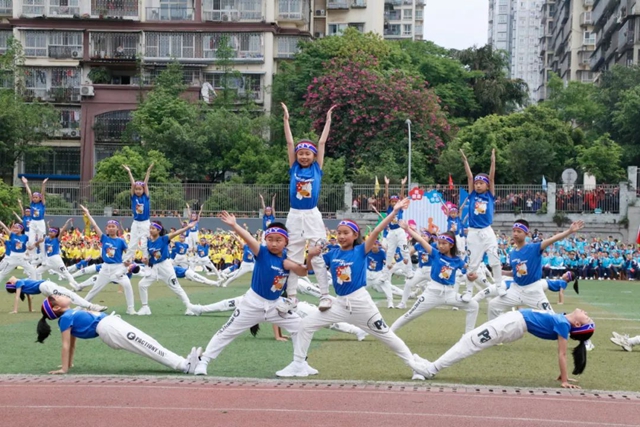 校园里掀起运动“热” |龙马潭区大力推进体育教学改革、深化体教融合,实现以体育人(图3) 3.jpg