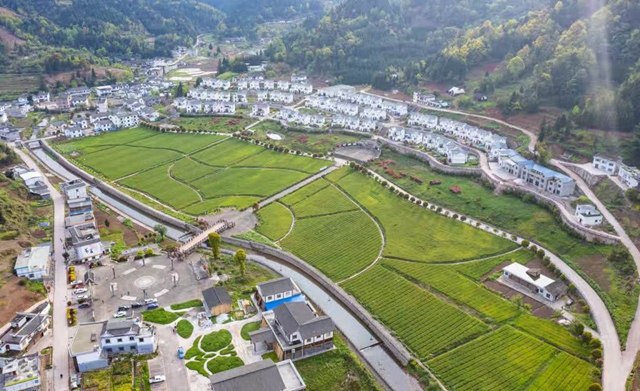 古蔺县开展泸州40正当红 “酱心古蔺 得意之城”主题摄影活动(图10) 10.jpg