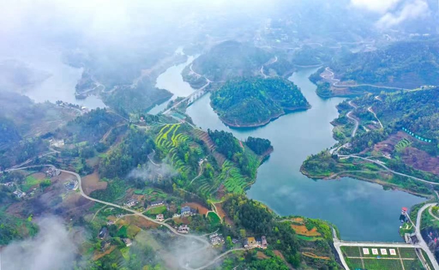 古蔺县开展泸州40正当红 “酱心古蔺 得意之城”主题摄影活动(图9) 9.jpg