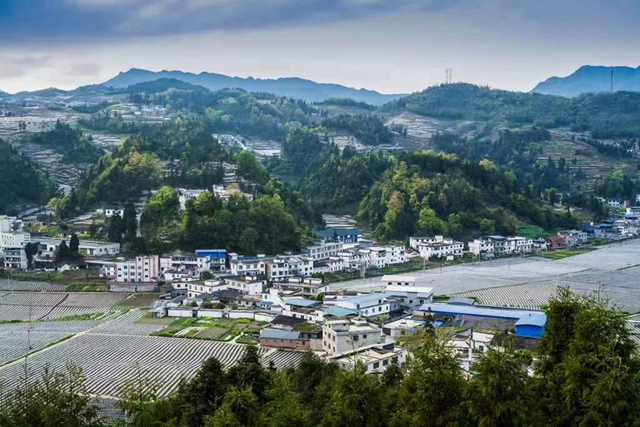 古蔺县开展泸州40正当红 “酱心古蔺 得意之城”主题摄影活动(图19) 19.jpg