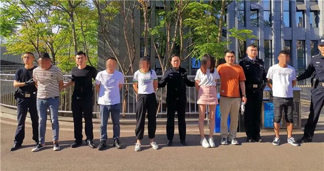 “美女”按摩背后是陷阱!威远警方打掉一犯罪团伙(图3) 按摩3.jpg