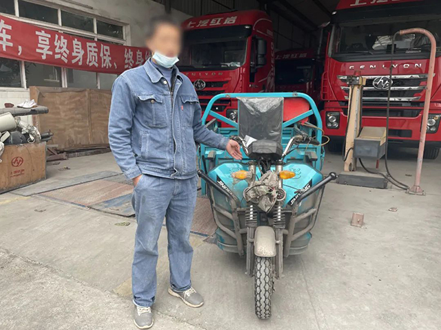 警示┃撞人逃逸!货车醉驾!泸州两人被终生禁驾(图2) 2.jpg