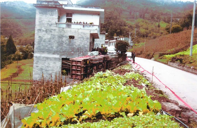 警示┃撞人逃逸!货车醉驾!泸州两人被终生禁驾(图4) 4.jpg