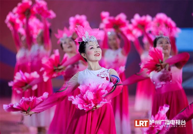 这场全国性体育盛会在泸州开幕!高清大图带你回顾精彩瞬间(图20) 20.jpg