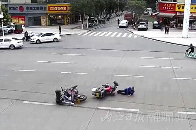 互不相让酿事故！内江东兴区交警曝光一起典型案例