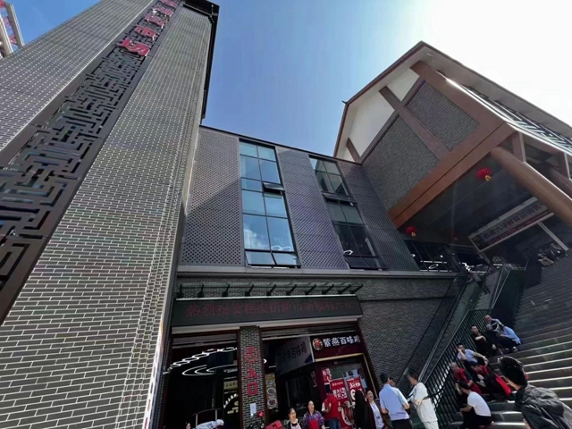 内江城区这个“航母级”农贸市场今天开门了！