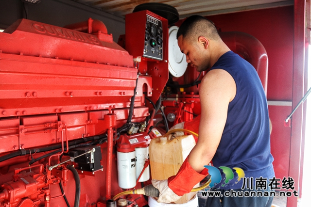 泸县百和镇:抗旱保春耕,多点发力守好“粮袋子”(图9) 应急救援队伍为抗旱保春耕护航.jpg