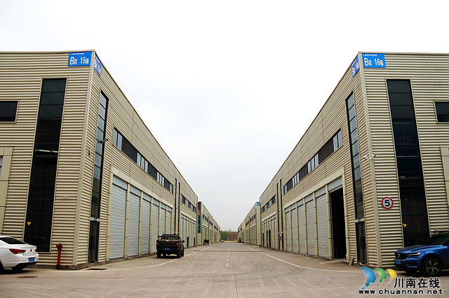 龙马潭:集约化建材产业园 打造经济新引擎(图2) nEO_IMG__26A0246.jpg