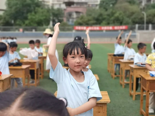 哇!这些孩子可说是“十八般武艺样样精通”(图10) 11.jpg