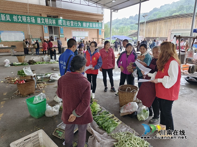 向林镇开展禁采禁售禁食野生菌宣传活动 (2).jpg