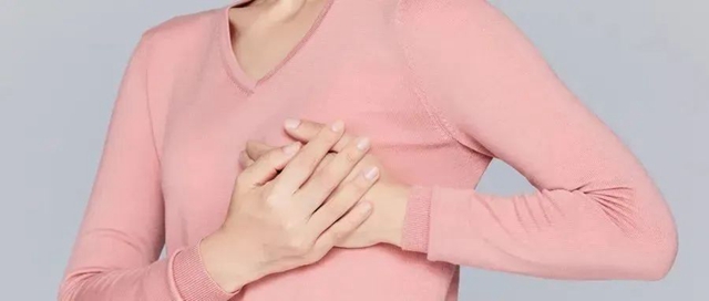 【警惕】26岁就患乳腺癌，女子乳房被全切！