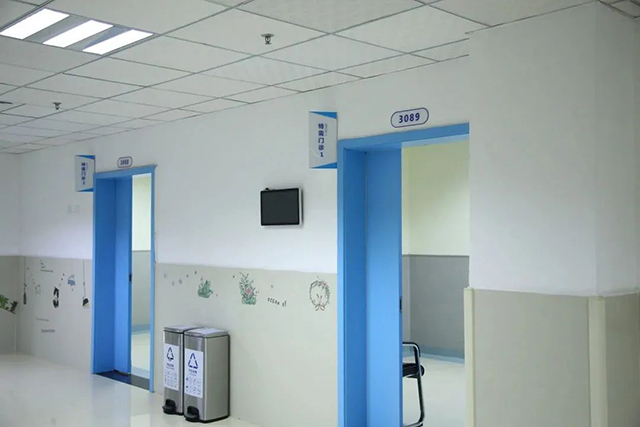 啥子阵仗?挂一个号竟有4个医生等我...(图4) 4.jpg