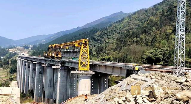 实现节点跨越丨西部陆海新通道隆黄铁路最新进展(图1) 1.jpg