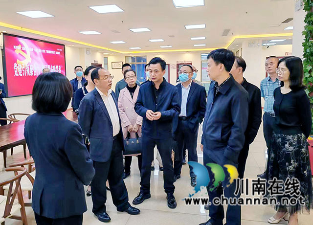 市政协组织的提案办理商前调研.jpg
