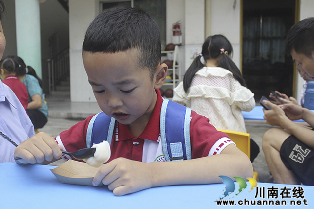 欢庆“六一”共享美好“食”光┃泸县云龙镇中心幼儿园举办亲子游园活动(图6) IMG_6811.jpg