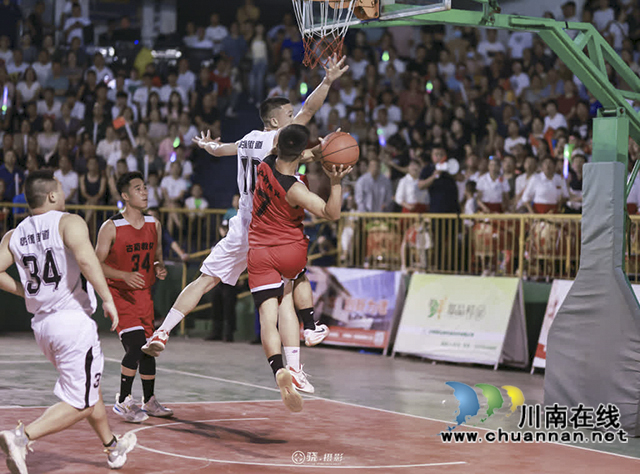 3000人嗨爆全场!古蔺“县BA”男子决赛!(图4) 9.jpg