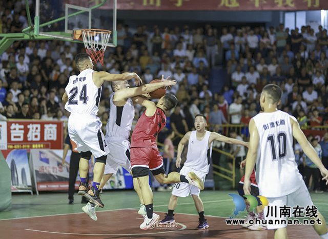 3000人嗨爆全场!古蔺“县BA”男子决赛!(图11) 19.jpg