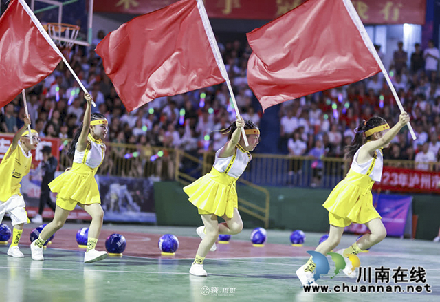 3000人嗨爆全场!古蔺“县BA”男子决赛!(图32) 51.jpg